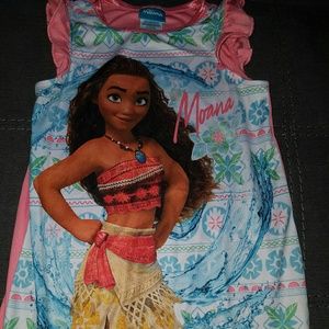 Disney nightgown